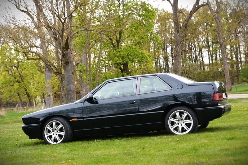 Dark green/cream leather Begagnad 1995 Maserati Ghibli GT Sportkupé | 290 000 kr - Bild 1/4