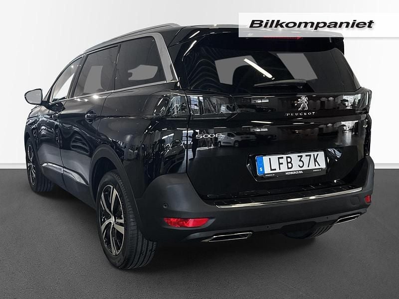 Begagnad Peugeot 5008 GT 132 HK (97 kW) 2024 Svart Minibuss
