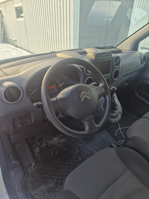 Begagnad Citroën Berlingo 75 HK (55 kW) 2017 Minibuss