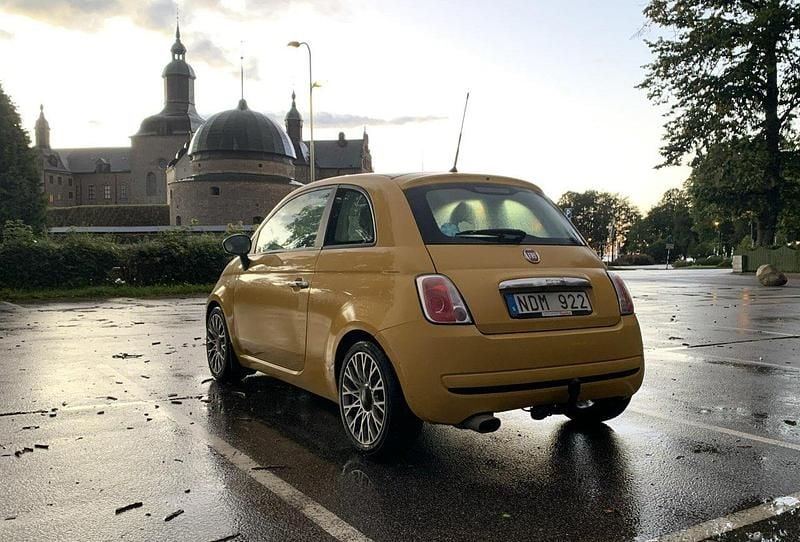 Gul Begagnad 2013 Fiat 500 Pop Halvkombi | 49 000 kr (Bra pris) - Bild 1/4