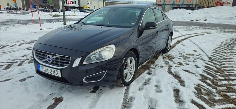 Begagnad Volvo S60 215 HK (158 kW) 2012 Sedan