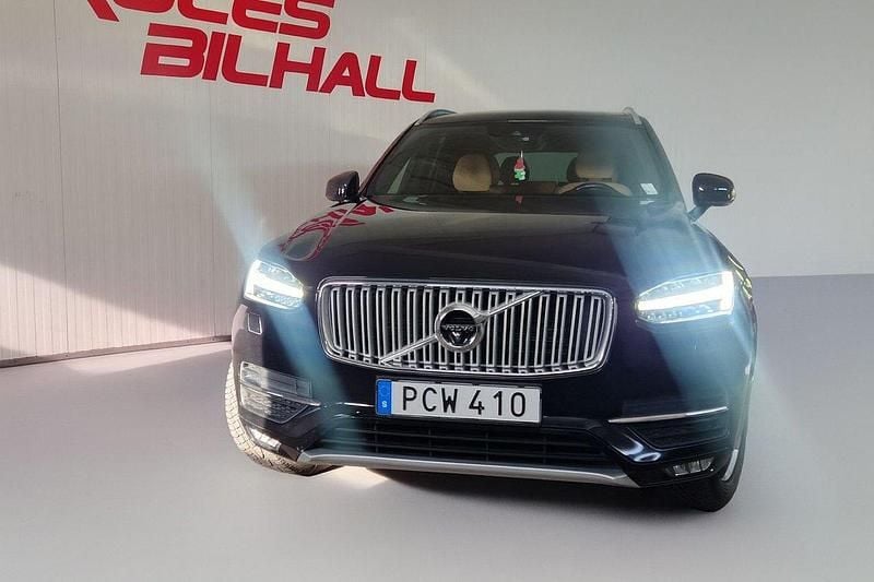 Begagnad Volvo XC90 Inscription 190 HK (139 kW) 2016 Svart SUV