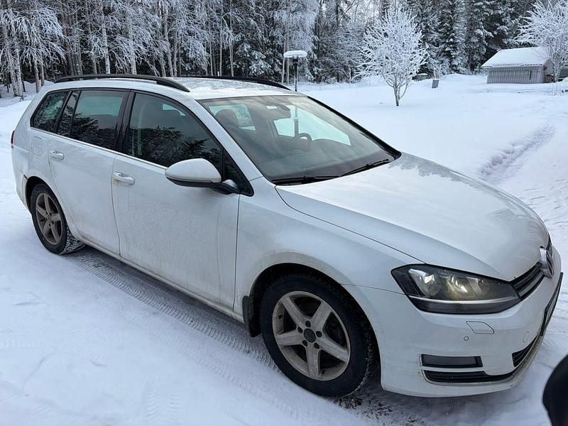 Begagnad VW Golf VII 150 HK (110 kW) 2015