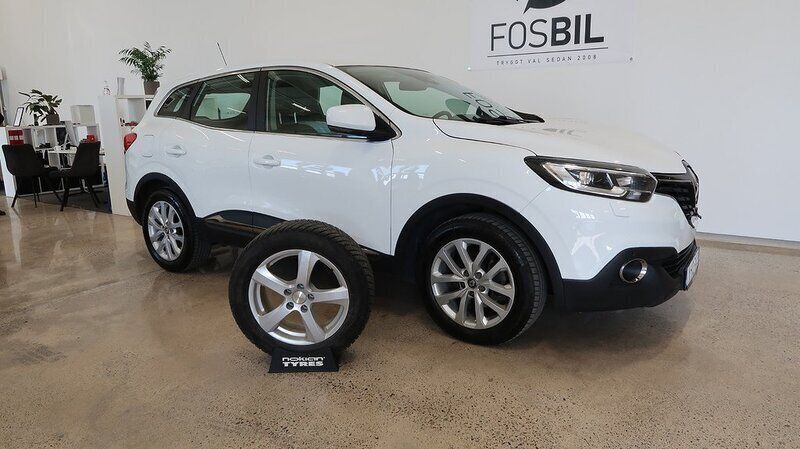 Vit Begagnad 2016 Renault Kadjar LIMITED SUV | 129 900 kr (Marknadspris) - Bild 1/3