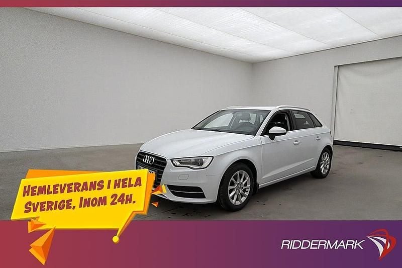 Begagnad Audi A3 Sportback Attraction 125 HK (91 kW) 2015 Vit Halvkombi