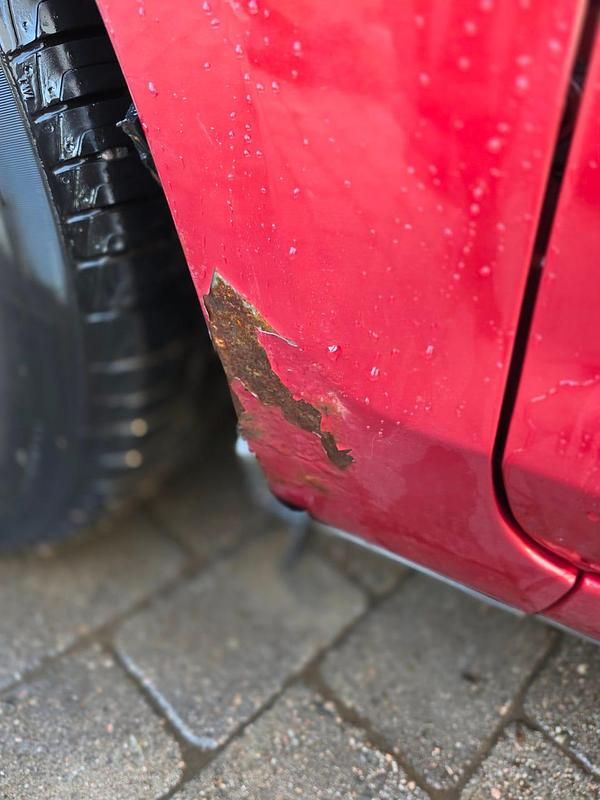 Begagnad Ford Focus 125 HK (91 kW) 2007 Vinröd Kombi