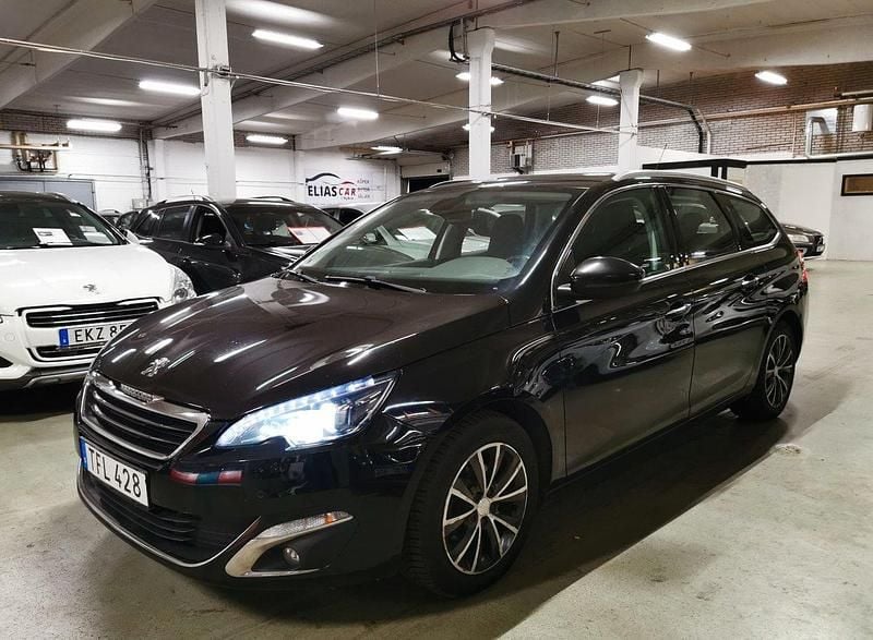 Svart Begagnad 2015 Peugeot 308 Allure Kombi | 89 900 kr (Marknadspris) - Bild 1/4