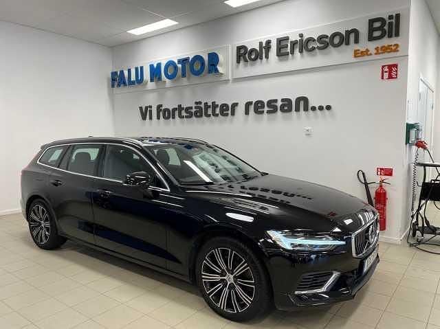 Begagnad 2022 Volvo V60 Kombi | 349 500 kr (Marknadspris) - Bild 1/4