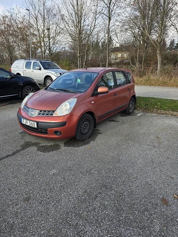 Begagnad 2007 Nissan Note Halvkombi | 19 000 kr (Superpris) - Bild 1/3