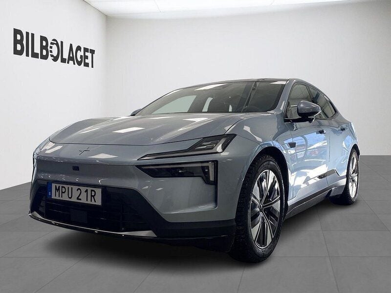 Ljusblå Ny 2024 Polestar 4 Long Range Single Motor SUV | 649 000 kr (Superpris) - Bild 1/4