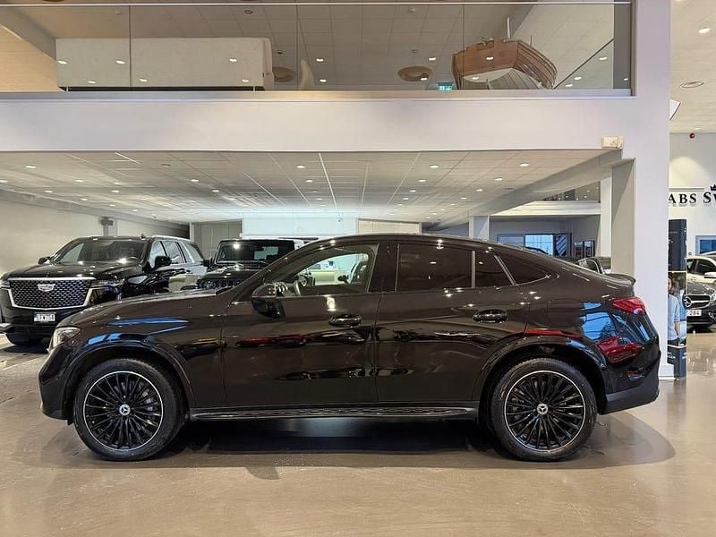 Begagnad Mercedes GLC300 AMG line 313 HK (230 kW) 2025 Svart Sportkupé