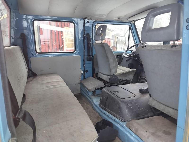 Begagnad VW LT 95 HK (69 kW) 1995 Röd gul