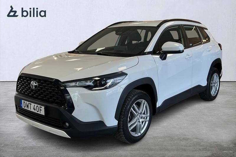 Begagnad Toyota Corolla Cross Active 141 HK (103 kW) 2024 Vit SUV