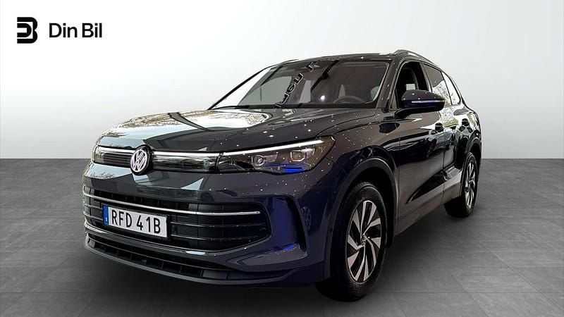 Grå Ny 2026 VW Tiguan SUV | 389 900 kr (Superpris) - Bild 1/4