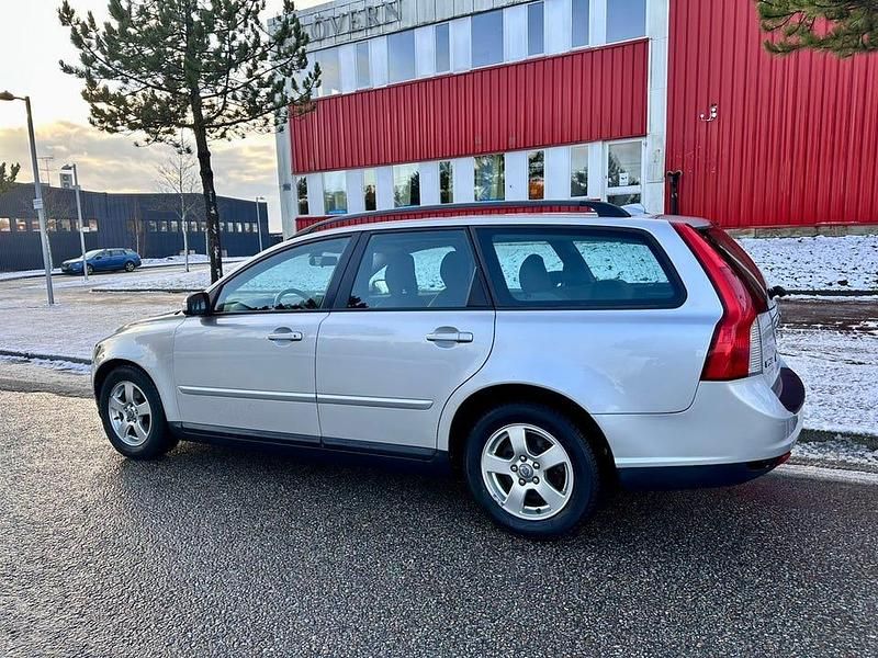 Begagnad Volvo V50 125 HK (91 kW) 2008 Kombi