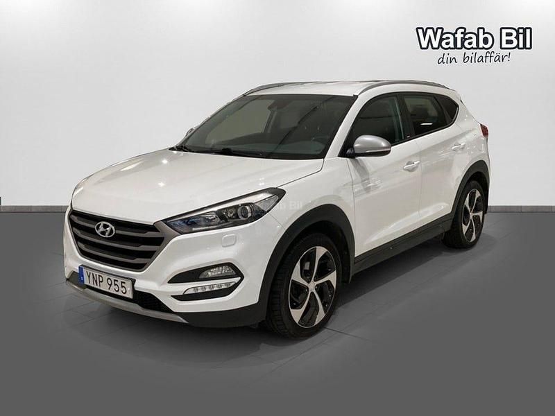 Vit Begagnad 2017 Hyundai Tucson Premium SUV | 219 900 kr (Marknadspris) - Bild 1/4
