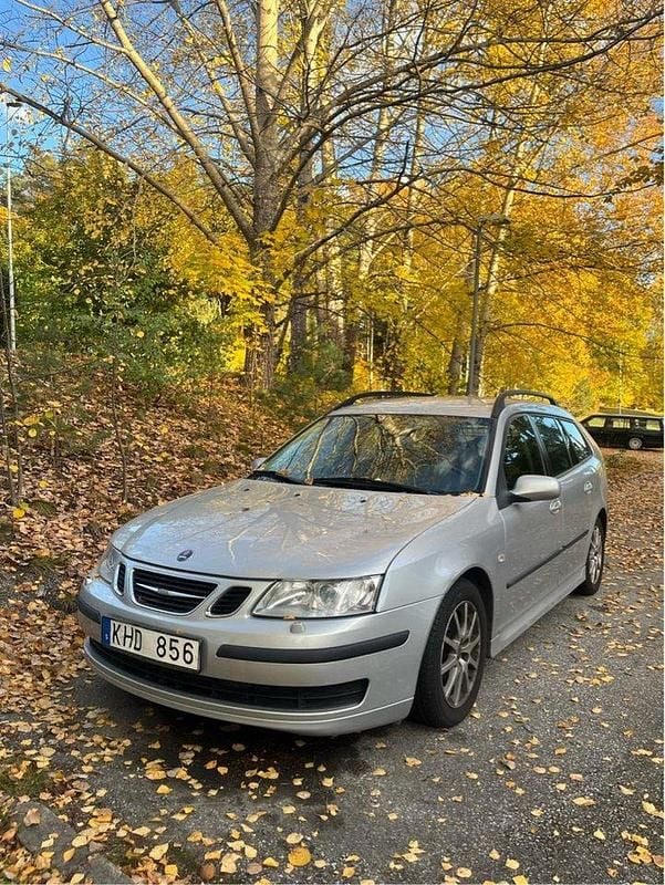 Grå Begagnad 2007 Saab 9-3 Kombi | 42 000 kr (Marknadspris) - Bild 1/4