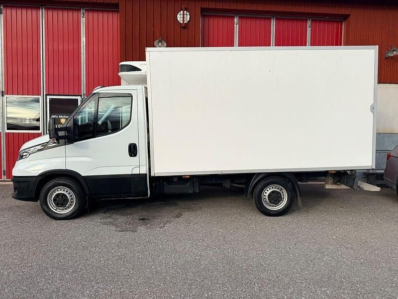 Begagnad Iveco Daily 136 HK (100 kW) 2021 Vit Van