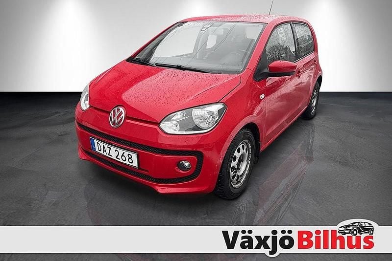 Begagnad VW up! high up! 68 HK (50 kW) 2013 Röd Halvkombi