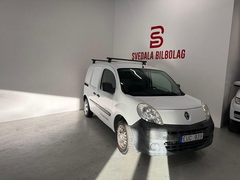 Vit Begagnad 2012 Renault Kangoo Minibuss | 44 900 kr (Marknadspris) - Bild 1/4