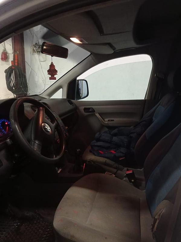 Begagnad VW Caddy 69 HK (50 kW) 2004 Minibuss