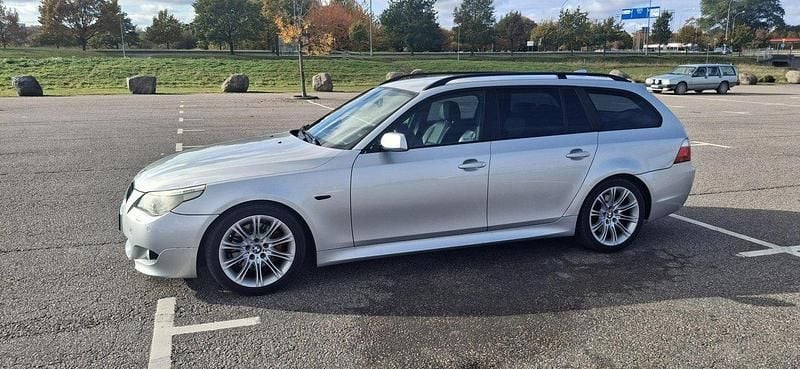 Begagnad 2006 BMW 525 M Sport Kombi | 54 900 kr (Marknadspris) - Bild 1/4