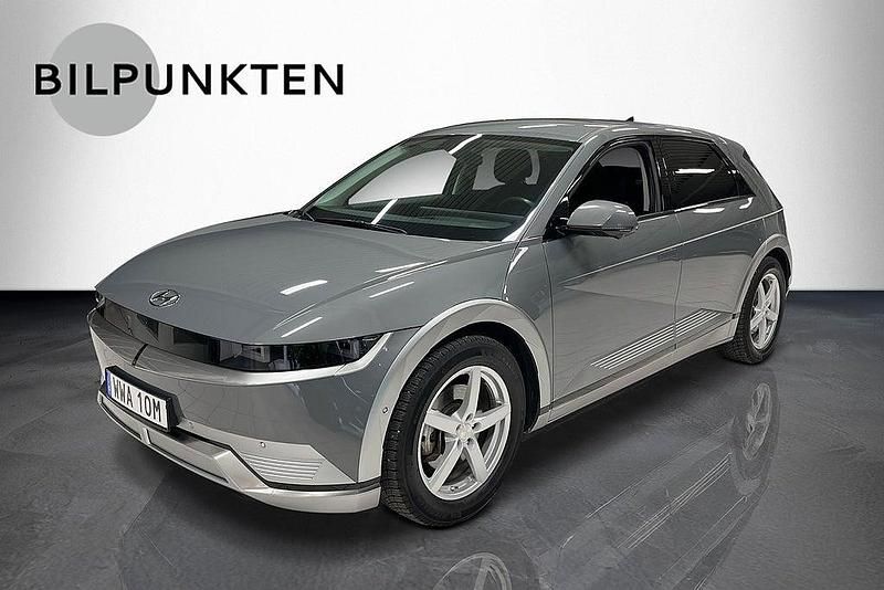 Gråmetallic Begagnad 2022 Hyundai Ioniq Advanced Halvkombi | 395 900 kr (Dyr) - Bild 1/4
