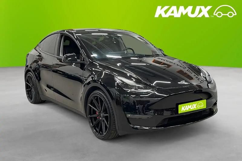 Svart Begagnad 2022 Tesla Model Y Performance SUV | 469 700 kr (Lite dyr) - Bild 1/4
