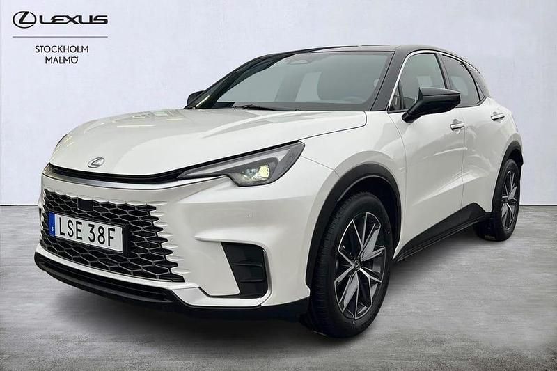 Begagnad Lexus LBX 137 HK (100 kW) 2025 Vit SUV