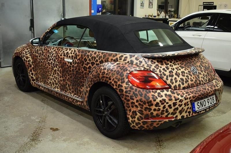 Begagnad VW Beetle Cabriolet Sport 105 HK (77 kW) 2014 Vit Cab