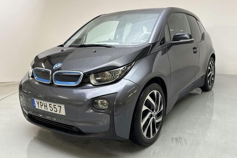 Grå Begagnad 2017 BMW i3 Comfort Edition Halvkombi | 145 000 kr (Marknadspris) - Bild 1/4