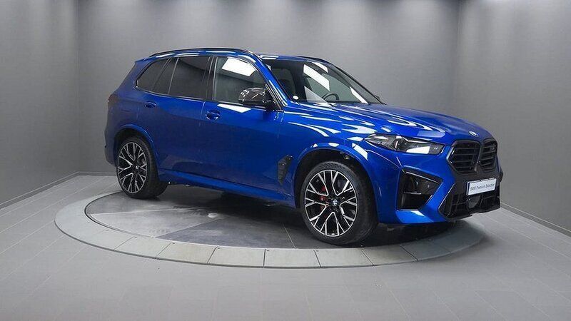 Blå Begagnad 2023 BMW X5 M Competition Edition SUV | 1 399 000 kr - Bild 1/4