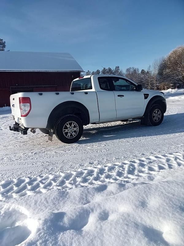 Begagnad Ford Ranger 150 HK (110 kW) 2014 Pickup