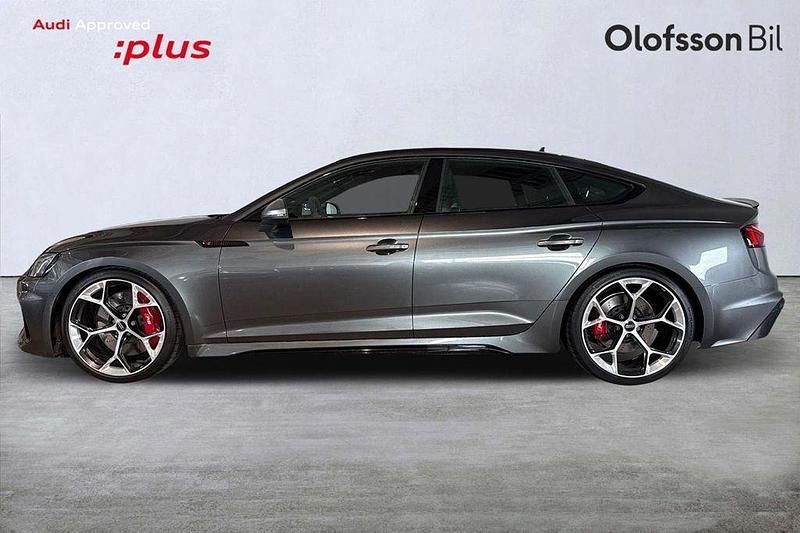 Grå Begagnad 2023 Audi RS5 Sportback Competition Halvkombi | 874 900 kr - Bild 1/3