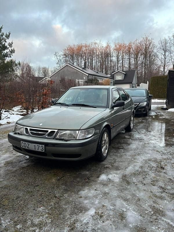 Begagnad 1999 Saab 9-3 | 13 000 kr (Marknadspris) - Bild 1/4