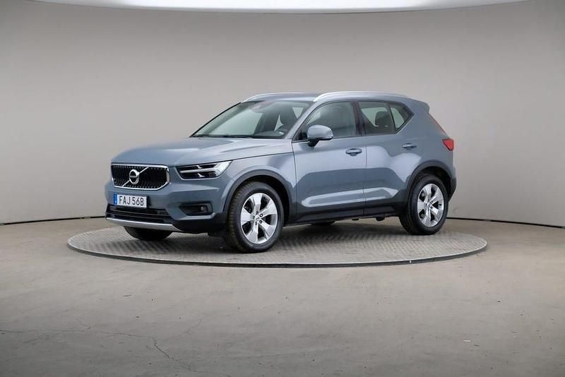 Thunder grey Begagnad 2020 Volvo XC40 Momentum SUV | 299 000 kr (Bra pris) - Bild 1/4