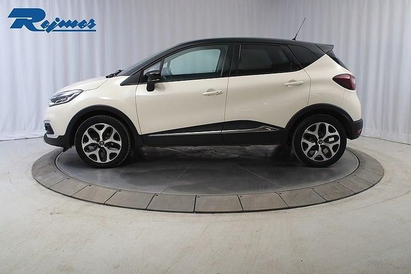 Begagnad Renault Captur Intens 90 HK (66 kW) 2018 Vit d/svart gne SUV