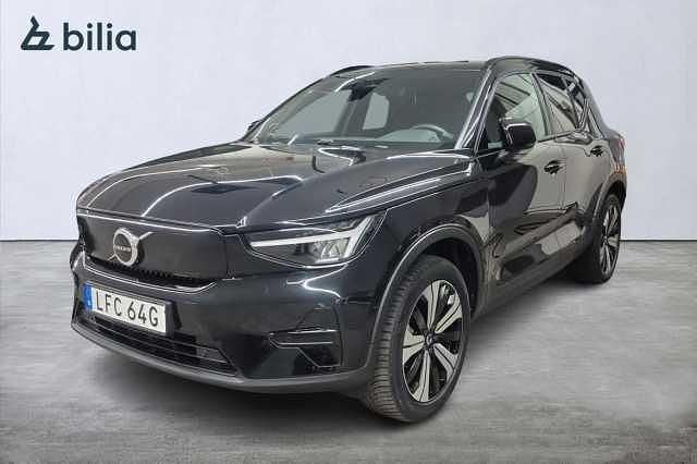 Svart Begagnad 2023 Volvo XC40 SUV | 364 000 kr (Bra pris) - Bild 1/3