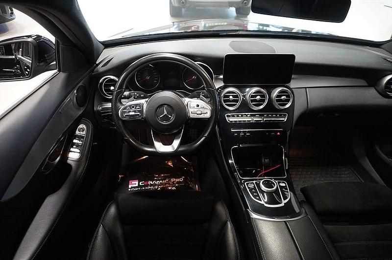 Begagnad Mercedes C220 194 HK (142 kW) 2019 Svart Kombi