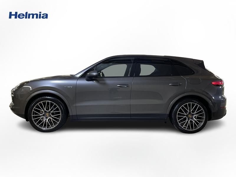 Begagnad Porsche Cayenne 462 HK (339 kW) 2021 Grå SUV