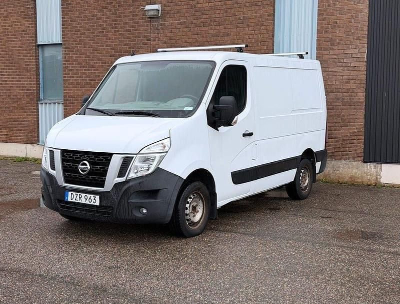 Vit Begagnad 2015 Nissan NV400 Van | 89 900 kr (Marknadspris) - Bild 1/4