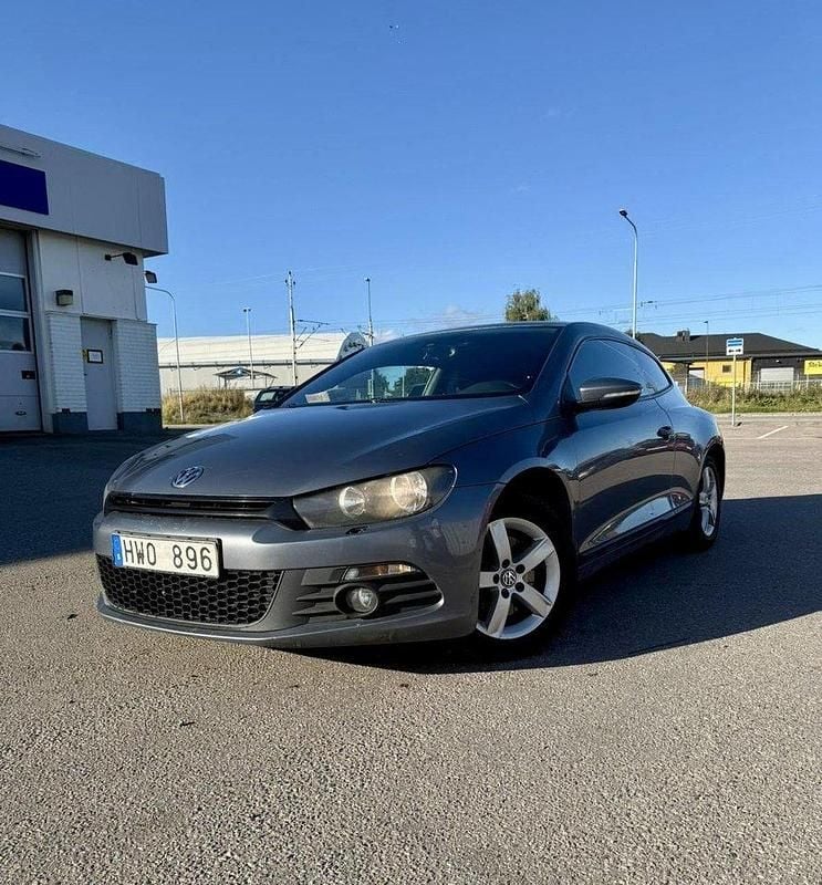 Grå Begagnad 2009 VW Scirocco GT Sportkupé | 50 000 kr (Bra pris) - Bild 1/4