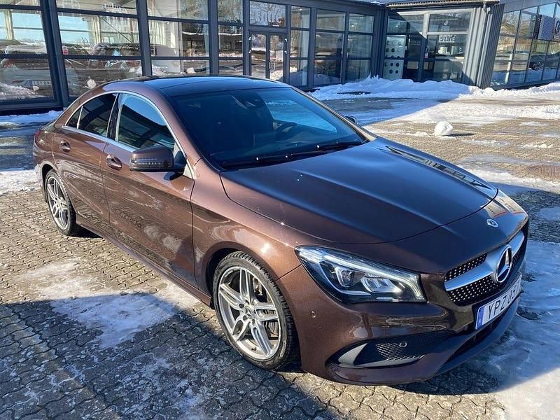 Begagnad Mercedes CLA220 AMG line 177 HK (130 kW) 2017 Brun Sedan