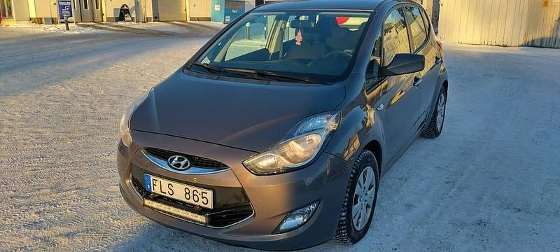 Begagnad 2011 Hyundai ix20 Base Halvkombi | 47 500 kr (Marknadspris) - Bild 1/4