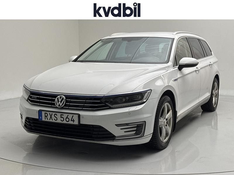 Begagnad VW Passat GTE 2016 Vit Kombi