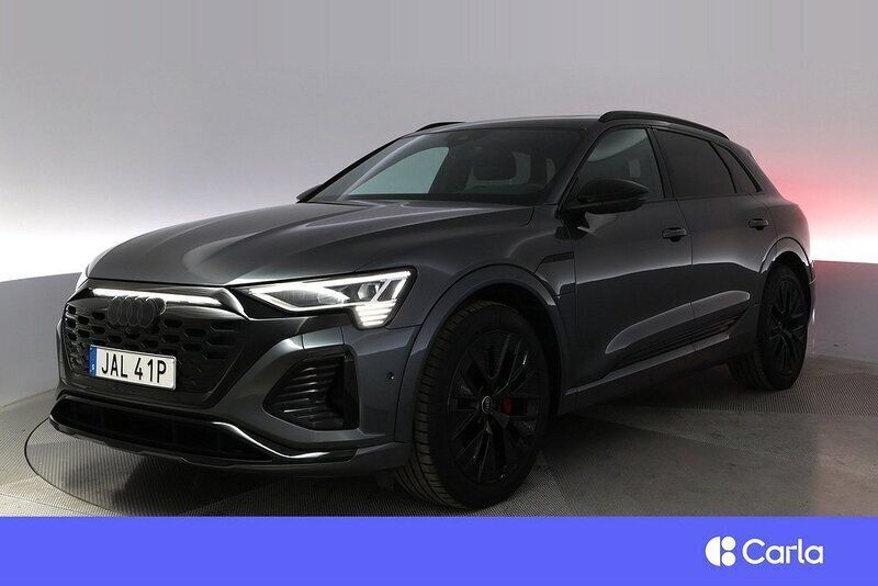 Grå Begagnad 2023 Audi Q8 e-tron S-Line SUV | 689 900 kr - Bild 1/4