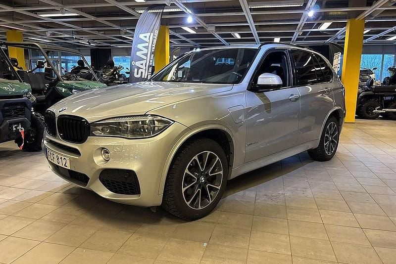 Silver Begagnad 2017 BMW X5 M Sport SUV | 279 900 kr (Marknadspris) - Bild 1/4
