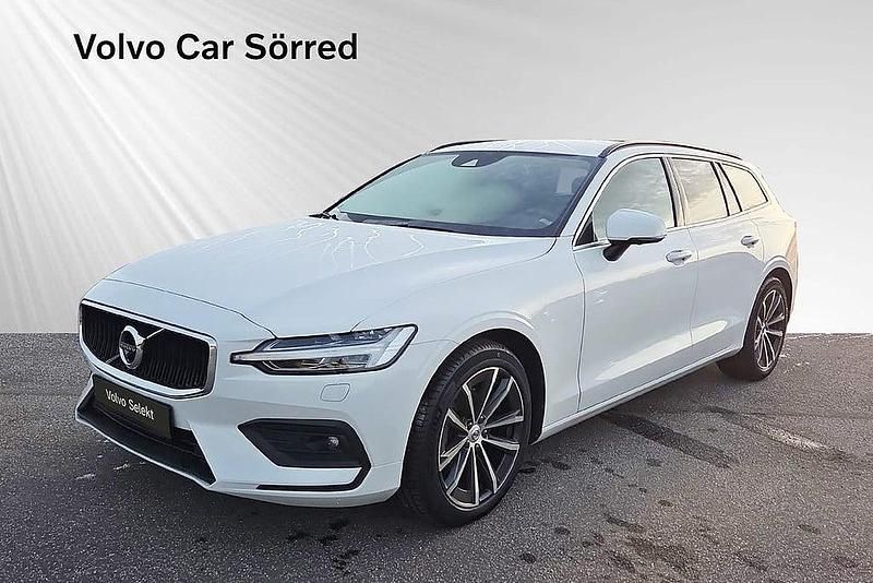 Vit Begagnad 2021 Volvo V60 Pro Kombi | 309 000 kr (Marknadspris) - Bild 1/3