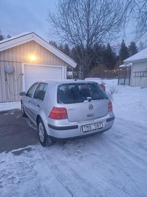 Begagnad VW Golf IV 105 HK (77 kW) 2003