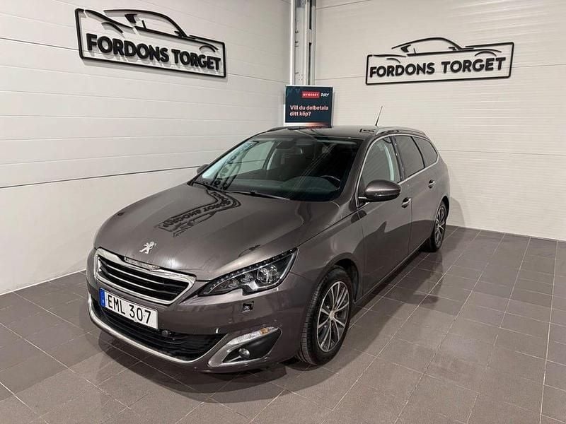 Brun Begagnad 2015 Peugeot 308 Allure Kombi | 69 800 kr (Marknadspris) - Bild 1/4